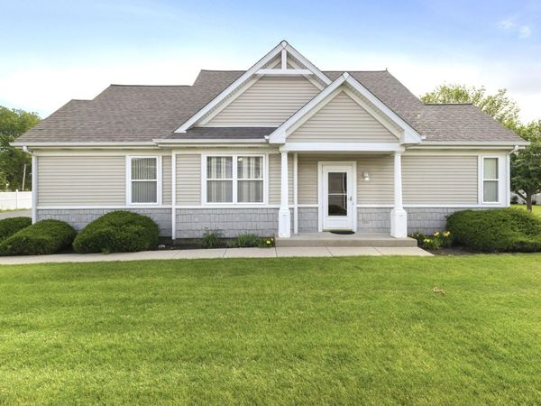 2549 Lincoln Park Court, Unit 2549, Crest Hill, IL 60403