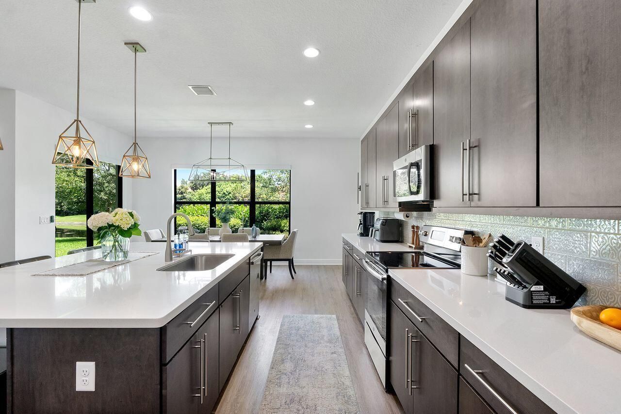 9013 NW 39th Street, Coral Springs, FL 33065 Photo