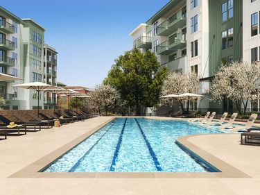 211 South Creek Crossing, Unit 514, Chapel Hill, NC 27516
