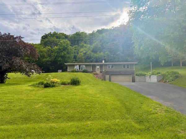 26160 Arnell Drive, Richland Center, WI 53581