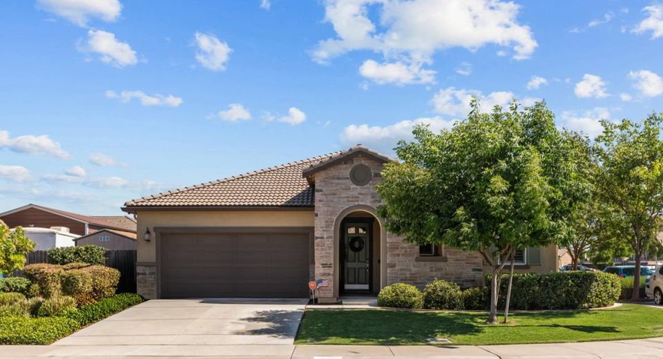 905 Ellis Cir, Galt, CA 95632 Photo