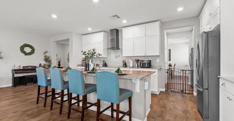 905 Ellis Cir, Galt, CA 95632 Photo
