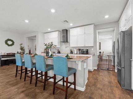 905 Ellis Cir, Galt, CA 95632 Photo