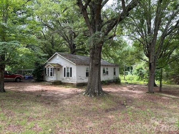 145 Alexander Acres Road , Mooresville, NC 28115