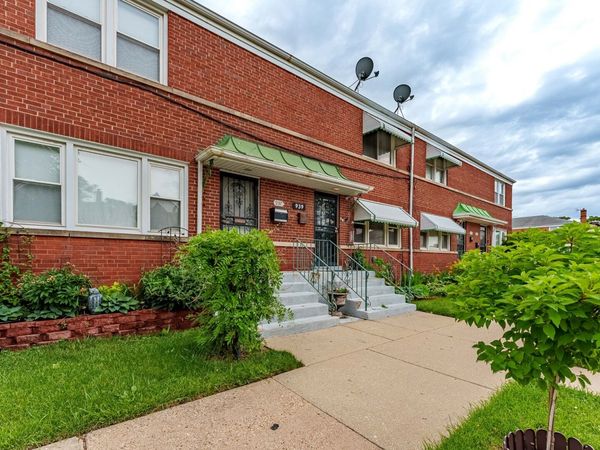 939 Bellwood Avenue , Bellwood, IL 60104