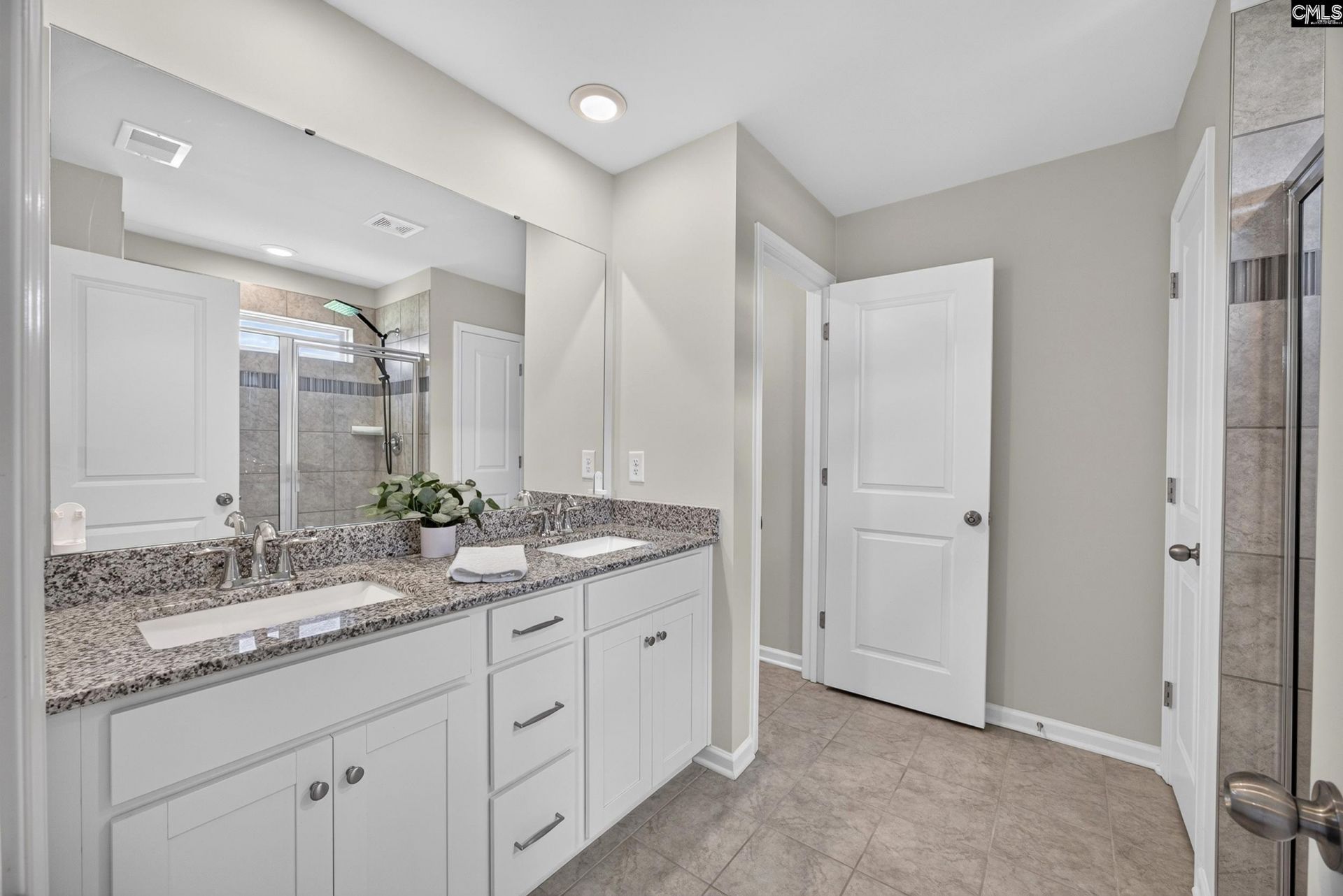 307 Broom Street Photo 38