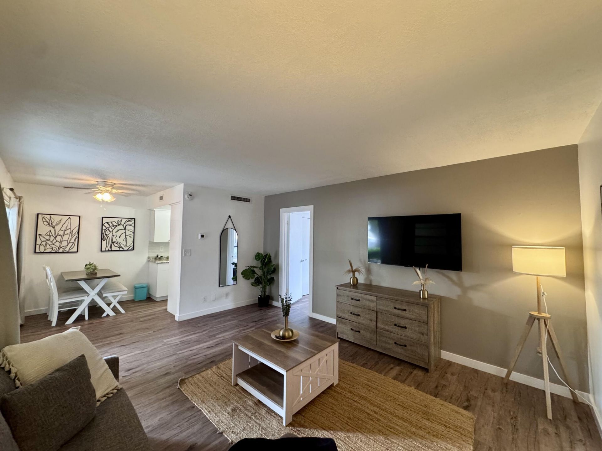202 Lucerne Avenue, Unit 9, Lake Worth Beach, FL 33460 Photo