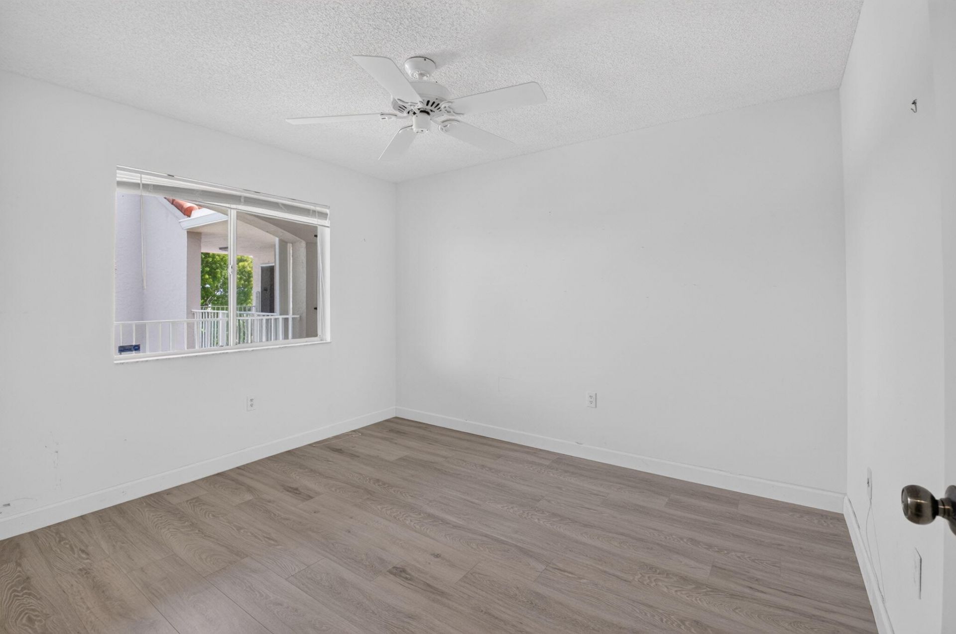 6080 Huntwick Terrace, Unit 405, Delray Beach, FL 33484 Photo
