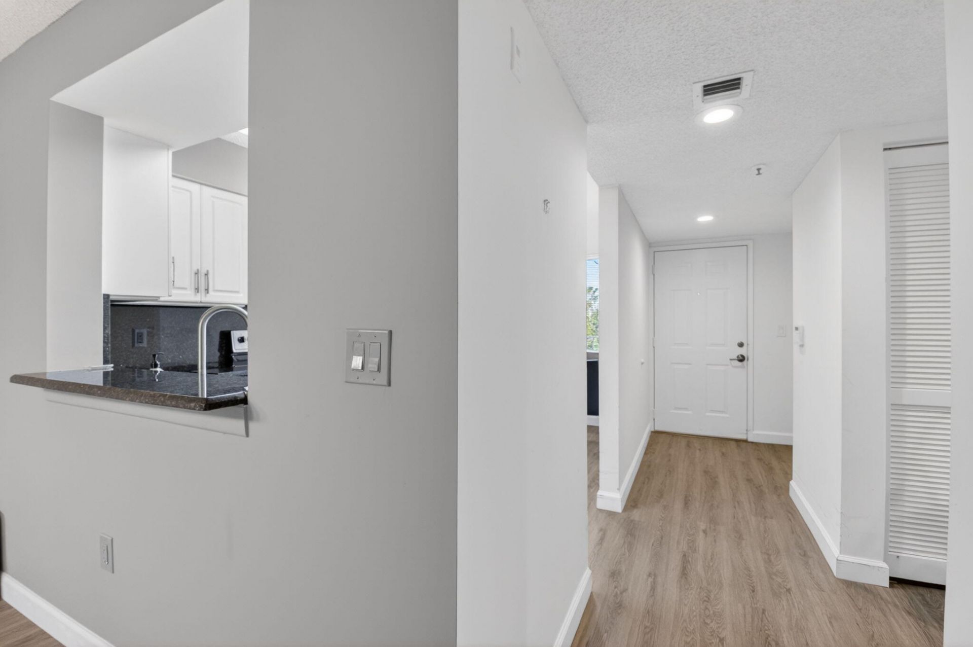 6080 Huntwick Terrace, Unit 405, Delray Beach, FL 33484 Photo