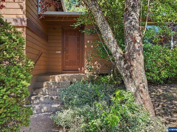 3554 NW Satinwood St, Corvallis, OR 97330