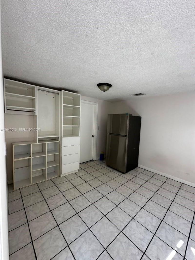 1201 NE 148th St , Unit B, Miami, FL 33161 Photo