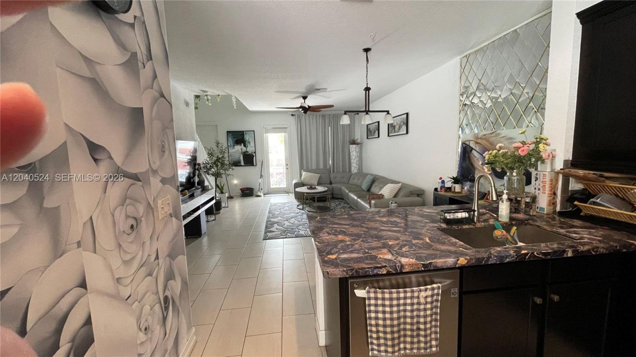 11618 SW 13th Ct, Pembroke Pines, FL 33025 Photo