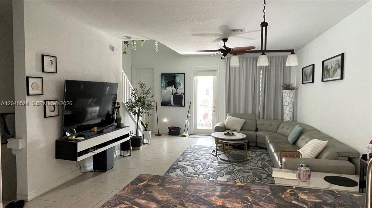 11618 SW 13th Ct, Pembroke Pines, FL 33025 Photo