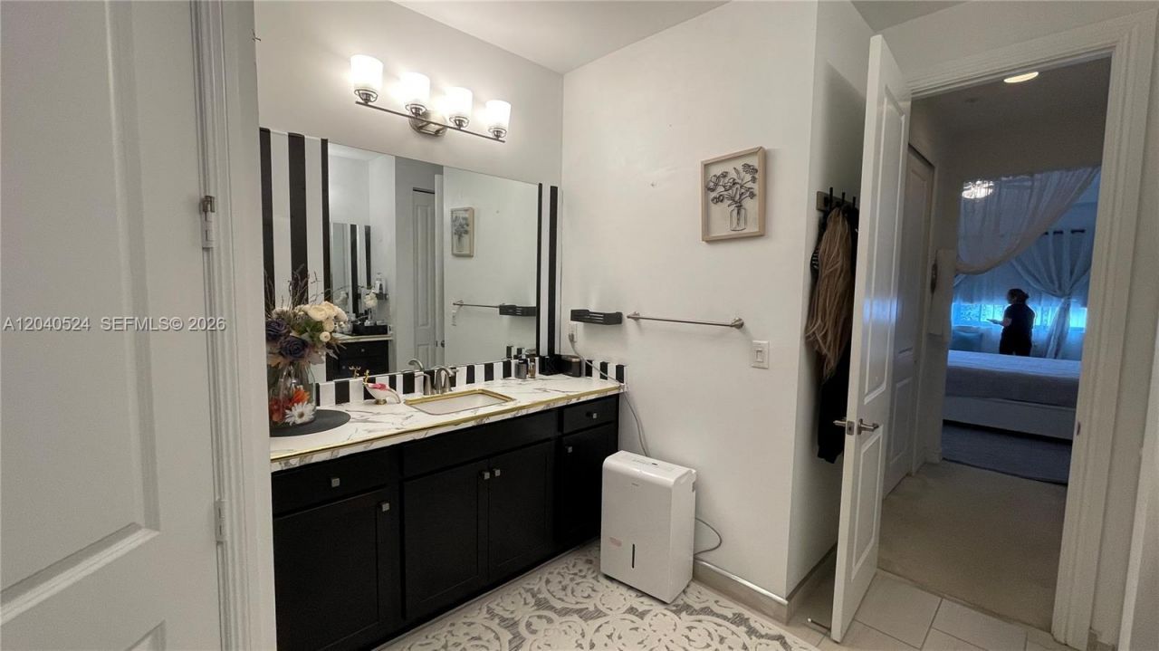 11618 SW 13th Ct, Pembroke Pines, FL 33025 Photo