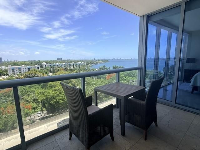 601 NE 36th St , Unit 803, Miami, FL 33137 Photo