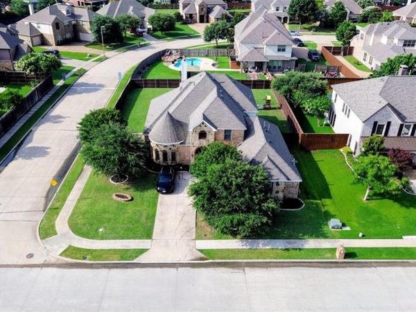 5730 Creek Crossing Lane, Sachse, TX 75048