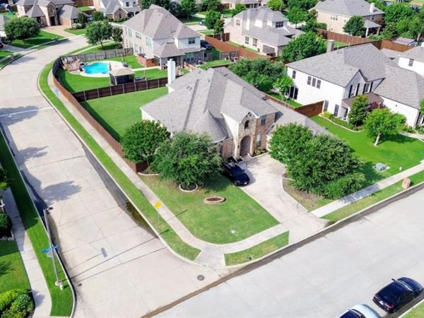 5730 Creek Crossing Lane, Sachse, TX 75048