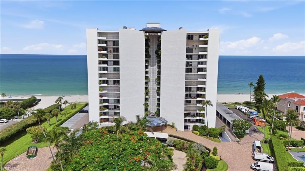 3951 Gulf Shore Blvd N, Unit 302, Naples, FL 34103 Photo