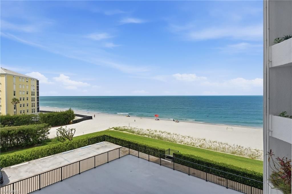 3951 Gulf Shore Blvd N, Unit 302, Naples, FL 34103 Photo