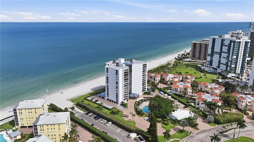 3951 Gulf Shore Blvd N, Unit 302, Naples, FL 34103 Photo