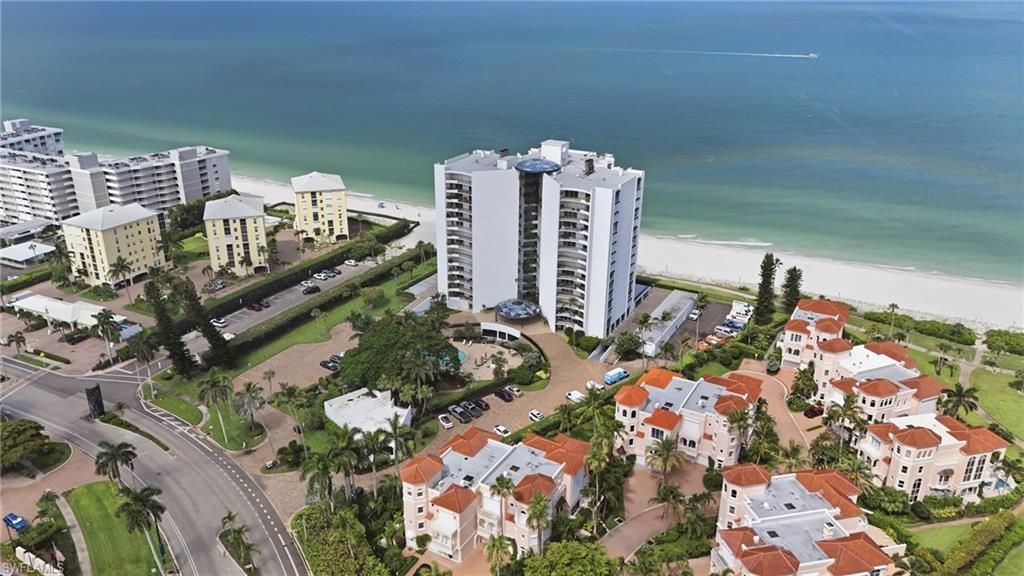3951 Gulf Shore Blvd N, Unit 302, Naples, FL 34103 Photo