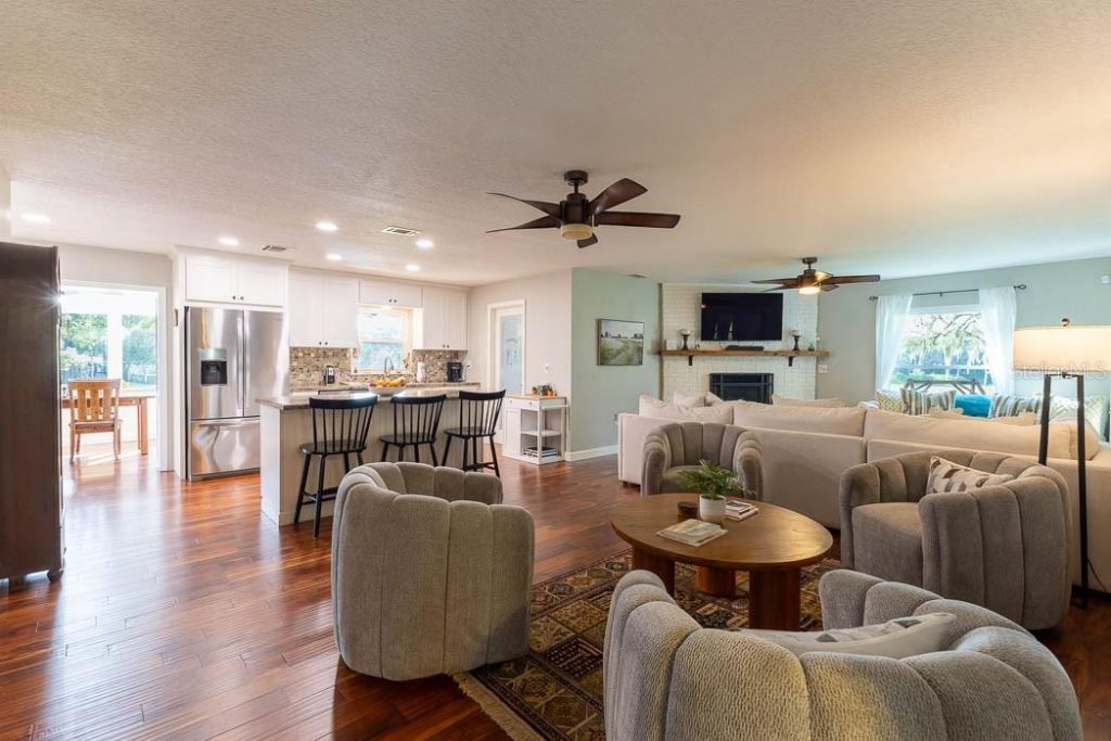 210 Westlake Drive, Lake Helen, FL 32744 Photo