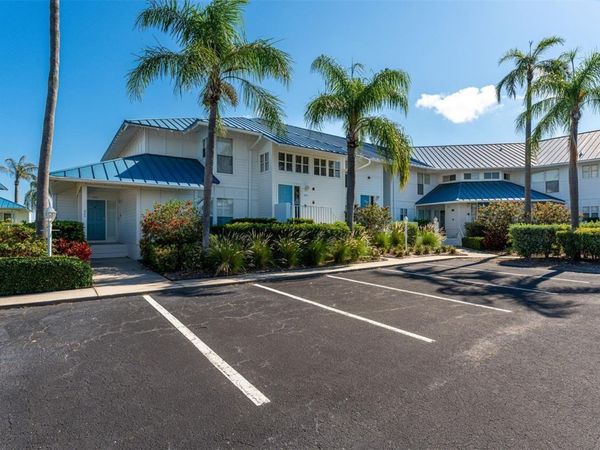 923 SANDPIPER CIRCLE , Unit 923, BRADENTON, FL 34209