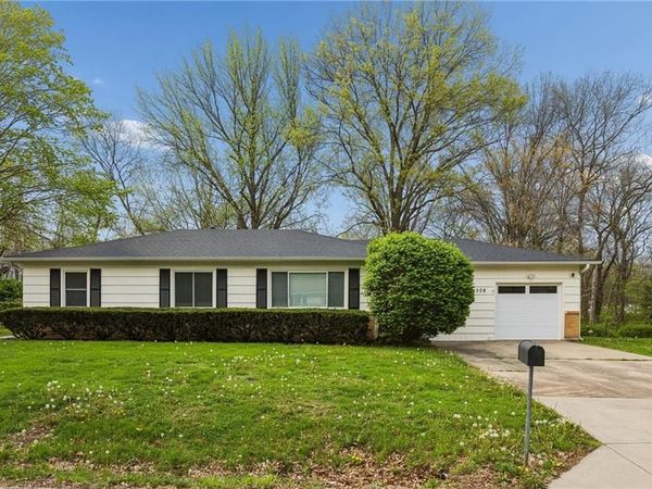 1308 Middlebrook Drive, Liberty, MO 64068