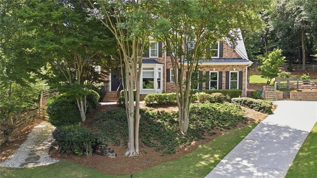 112 Grandcrest Drive , Suwanee, GA 30024 Main Photo