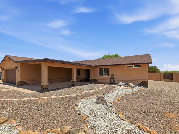5811 S Wild Rose Road, Hereford, AZ 85615