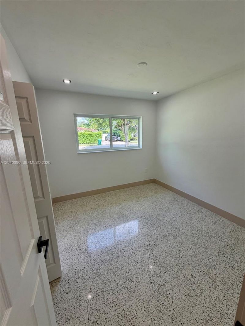 8235 SW 62nd Pl , Miami, FL 33143 Photo
