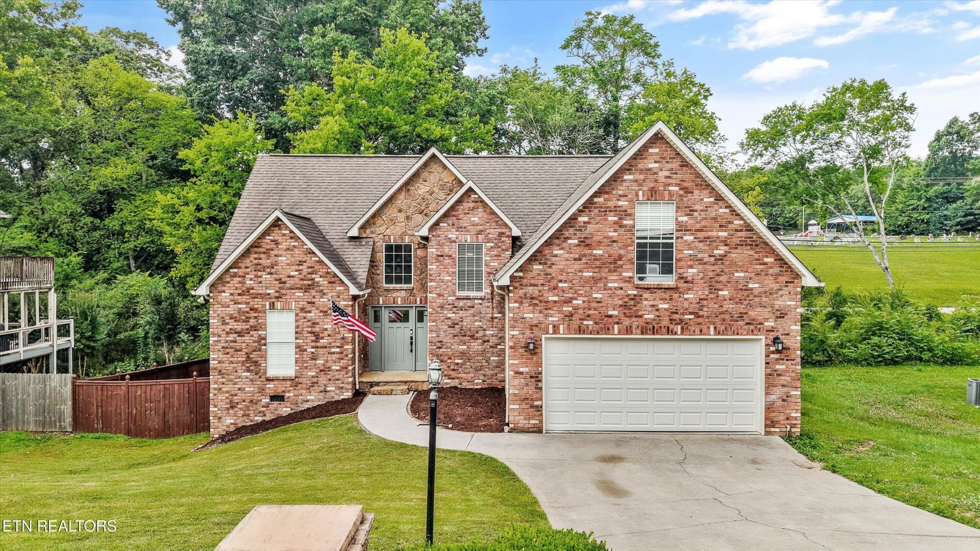 2145 Willow Creek Lane, Knoxville, TN 37909 Main Photo