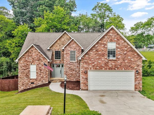 2145 Willow Creek Lane, Knoxville, TN 37909