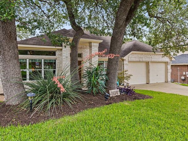1909 Holly Hill DR, Leander, TX 78641