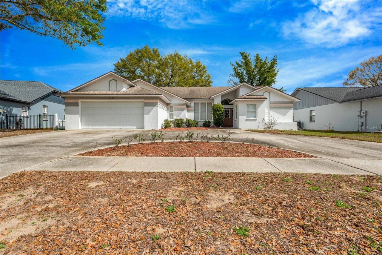 2626 Crestfield Drive , Valrico, FL 33596 Photo