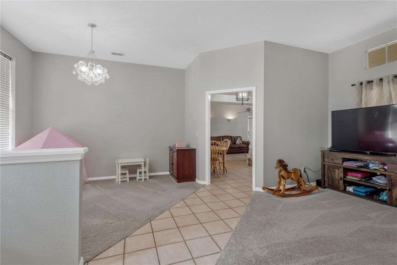 2626 Crestfield Drive , Valrico, FL 33596 Photo