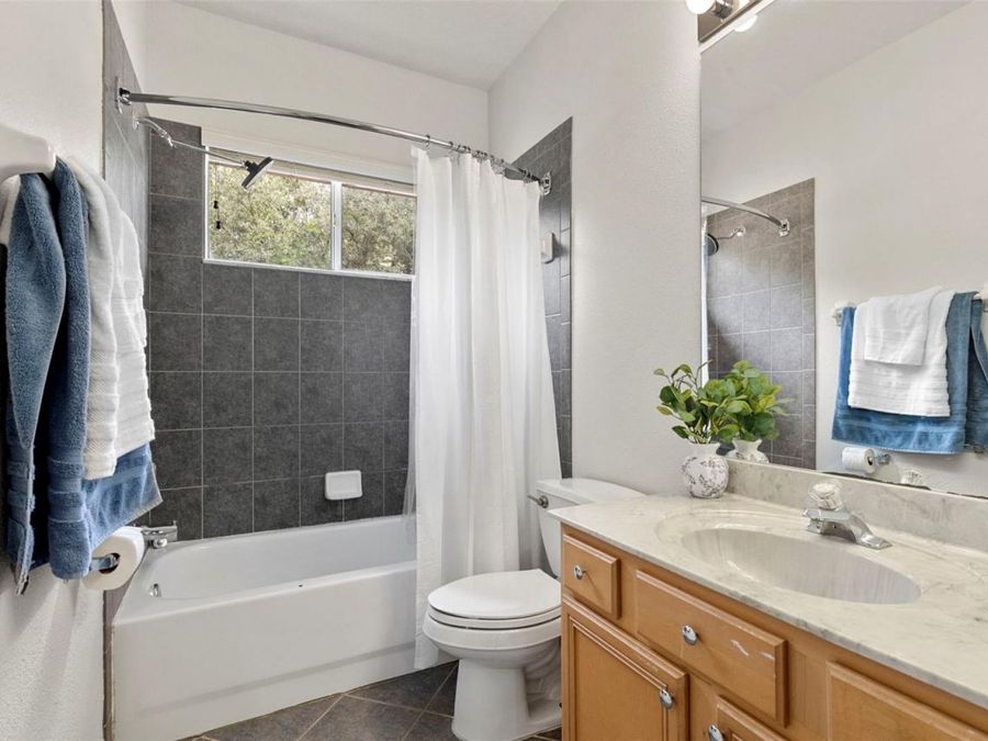 Property Image 63