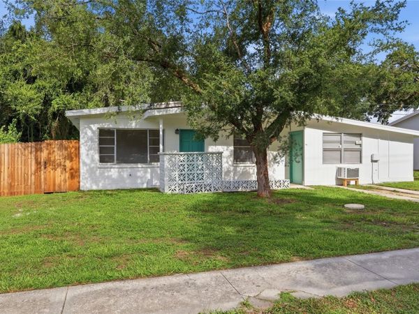 410 S OAKWOOD AVENUE , BRANDON, FL 33511