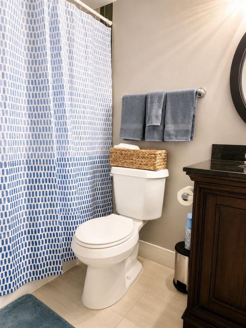 19201 Collins Ave , Unit 1144, Sunny Isles Beach, FL 33160 Photo