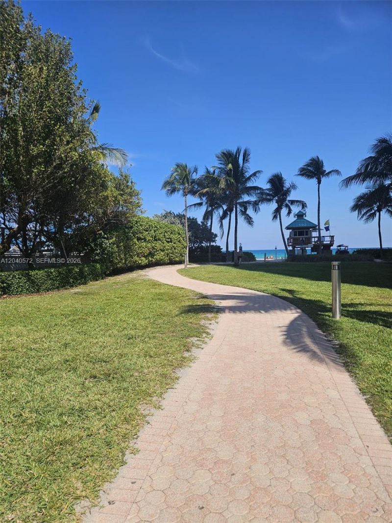 19201 Collins Ave , Unit 1144, Sunny Isles Beach, FL 33160 Photo