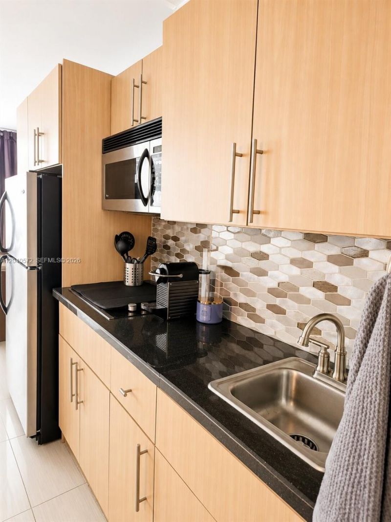 19201 Collins Ave , Unit 1144, Sunny Isles Beach, FL 33160 Photo