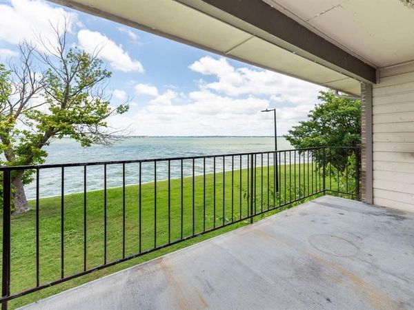 4552 Chaha Road, Unit 202, Garland, TX 75043