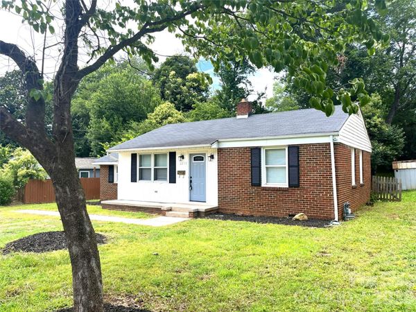 2213 Shamrock Drive , Charlotte, NC 28205