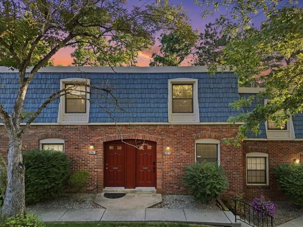 1192 Pennsbury Boulevard, Pittsburgh, PA 15205