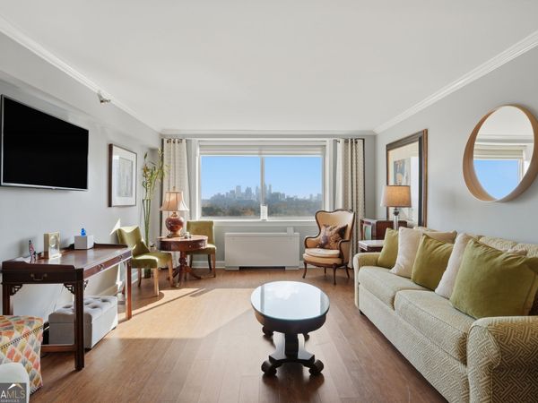 2479 Peachtree Road NE, Unit APT 1401, Atlanta, GA 30305