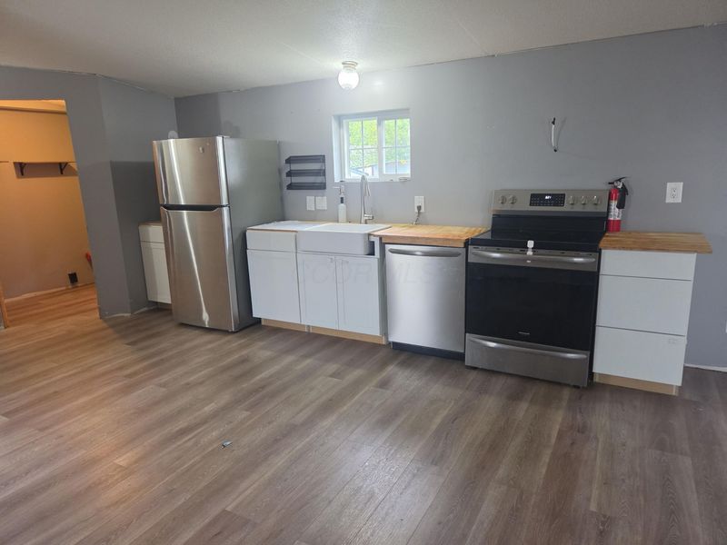 6106 London Groveport Road , Unit H8, Grove City, OH 43123 Photo 17