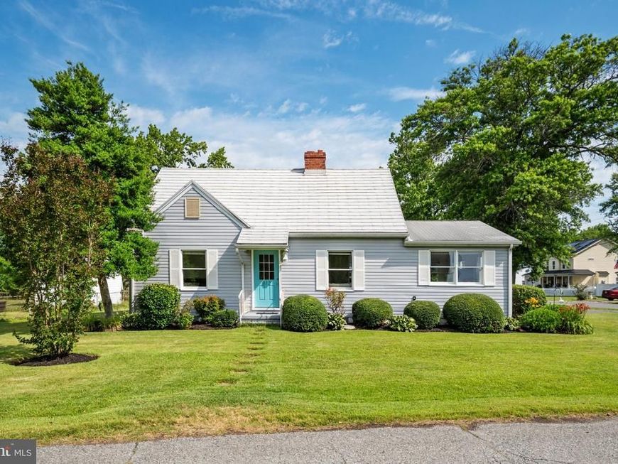 812 Bay View Drive, Deale, MD 20751 Main Photo
