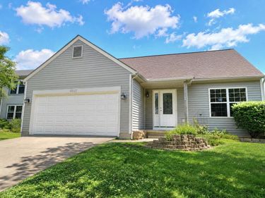 6912 Kinston Drive , Canal Winchester, OH 43110