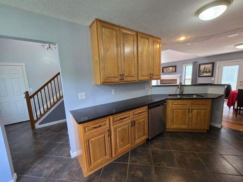 6912 Kinston Drive, Canal Winchester, OH 43110 Photo 15