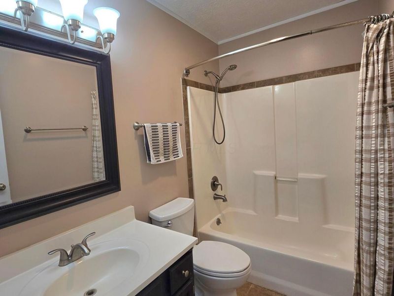 6912 Kinston Drive, Canal Winchester, OH 43110 Photo 20